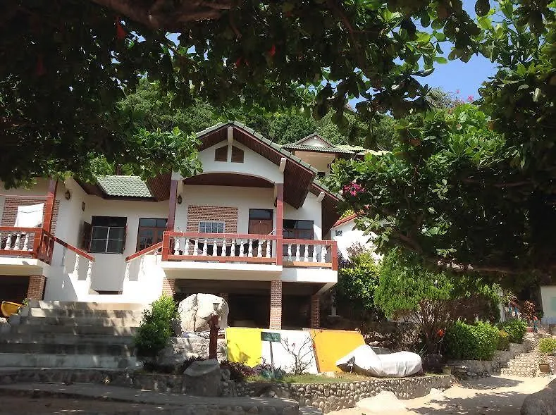 Family Tanotebay Resort Koh Tao